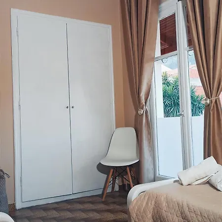 Lydia's House Apartment