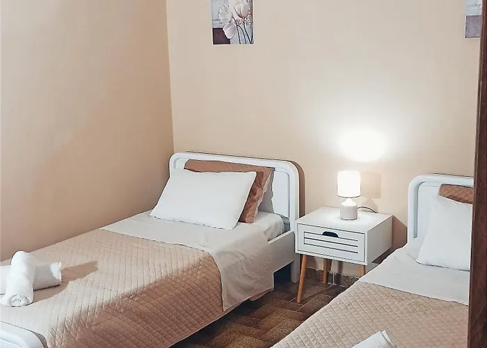 Lydia's House إيبسوس