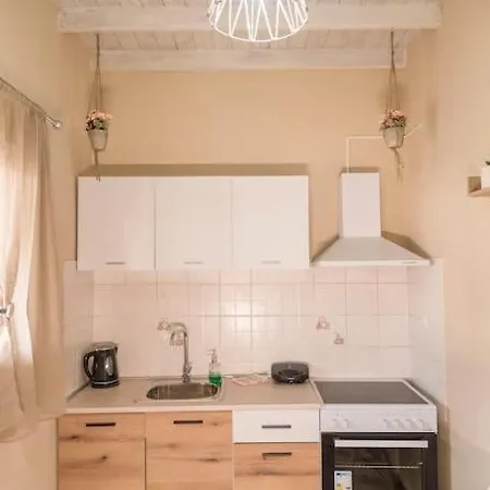 アパート Lydia's House